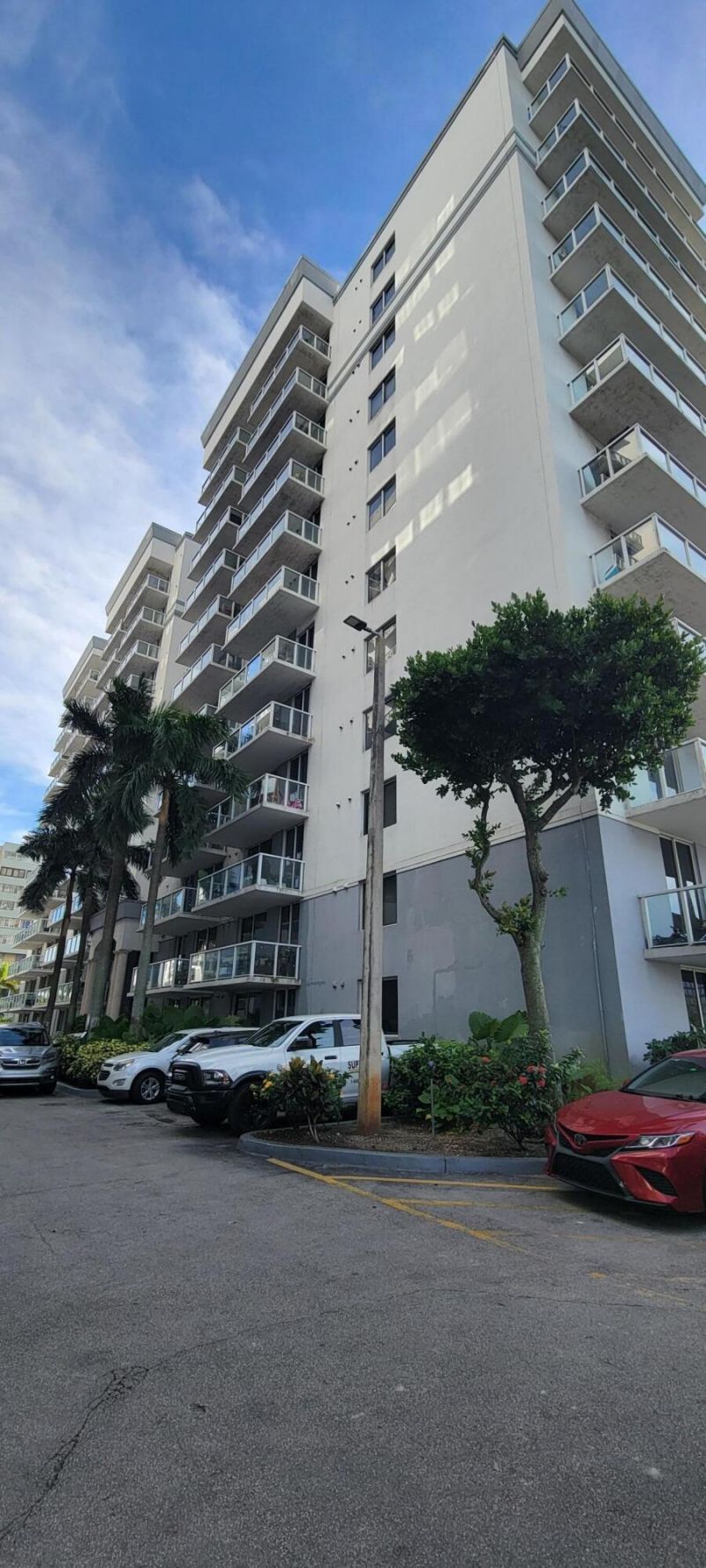 5099 NW 7th Street, Unit 902, Miami, FL 33126 Photo
