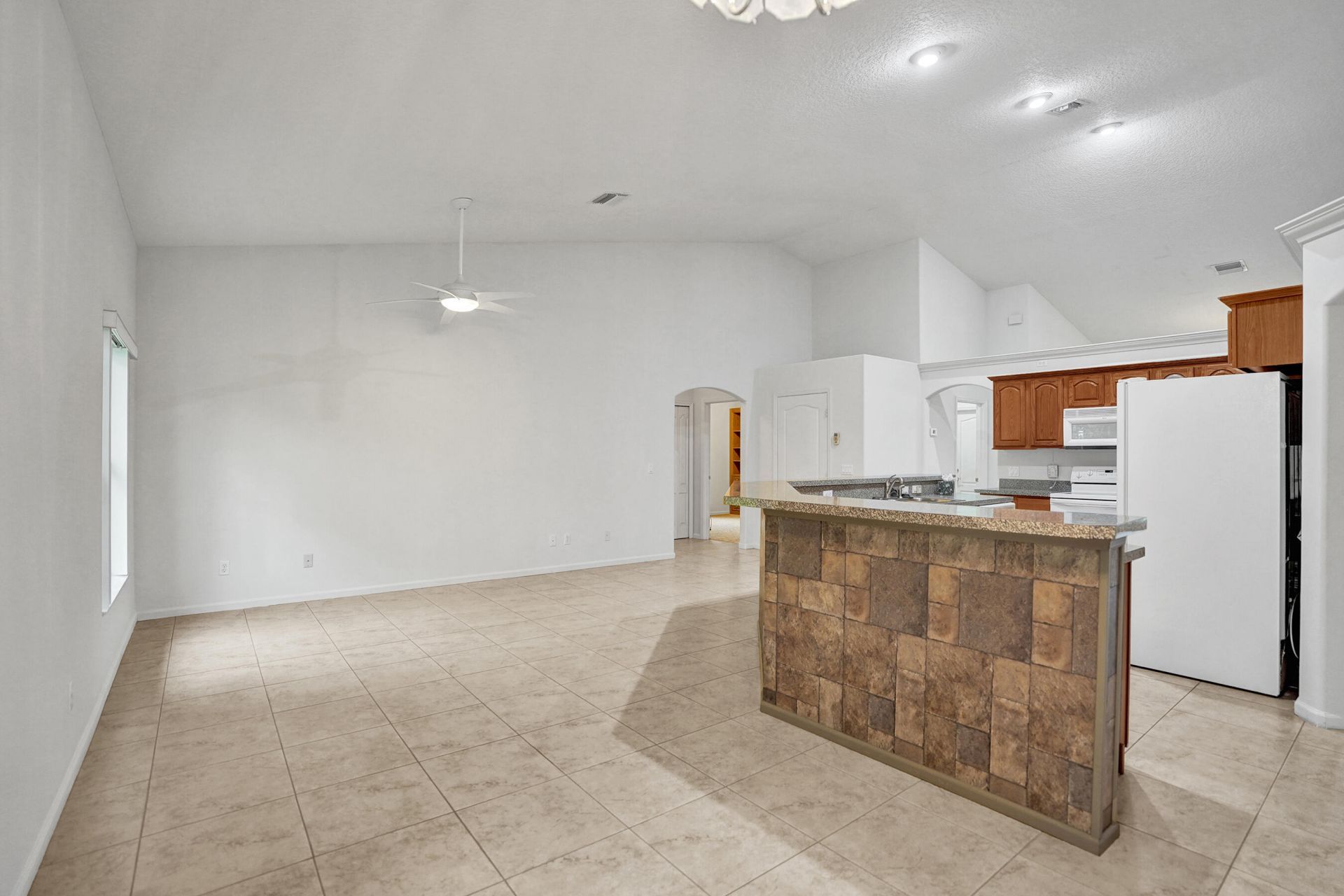 5825 NW Zenith Drive, Port Saint Lucie, FL 34986 Photo