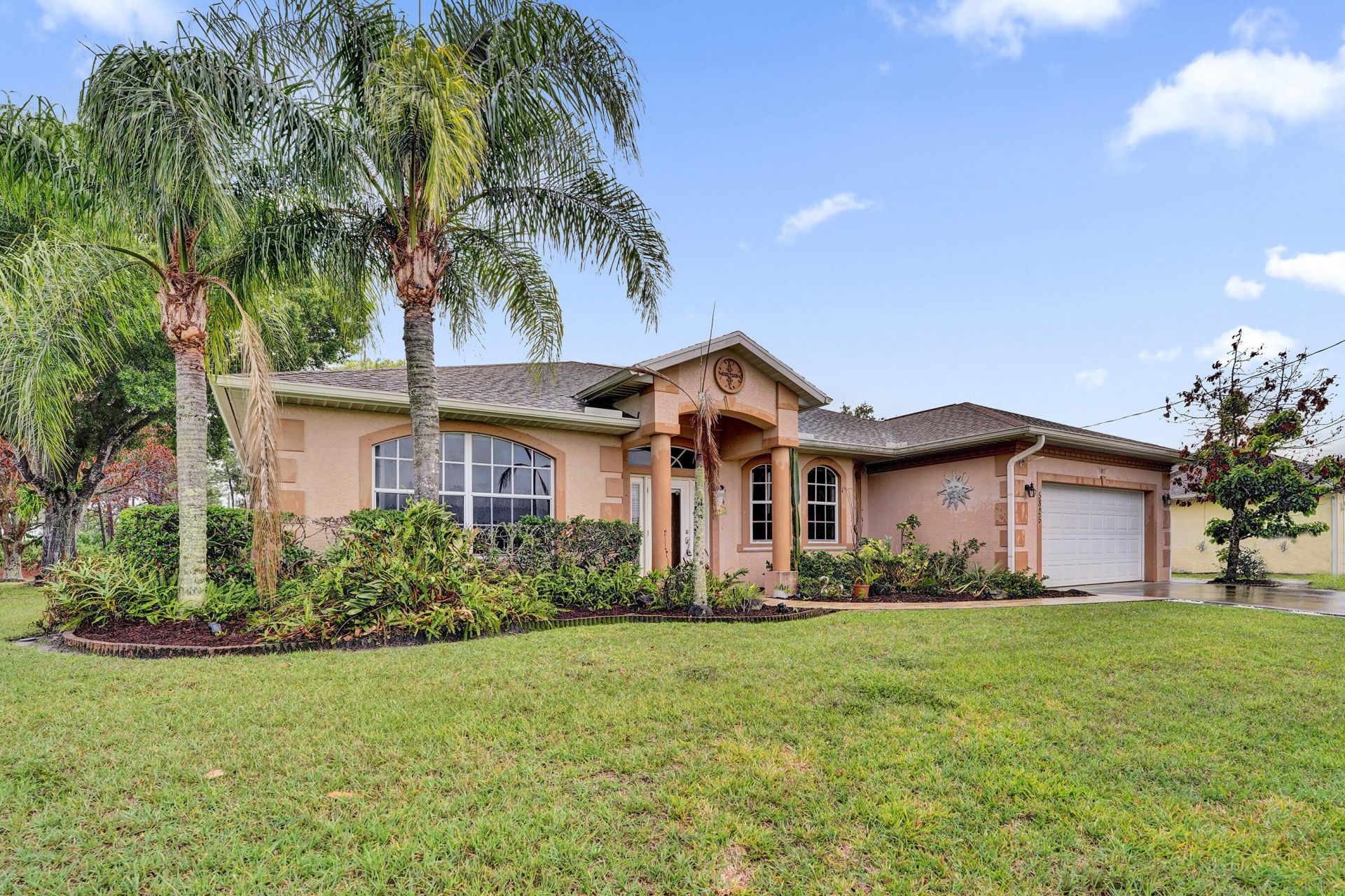 5825 NW Zenith Drive, Port Saint Lucie, FL 34986 Photo