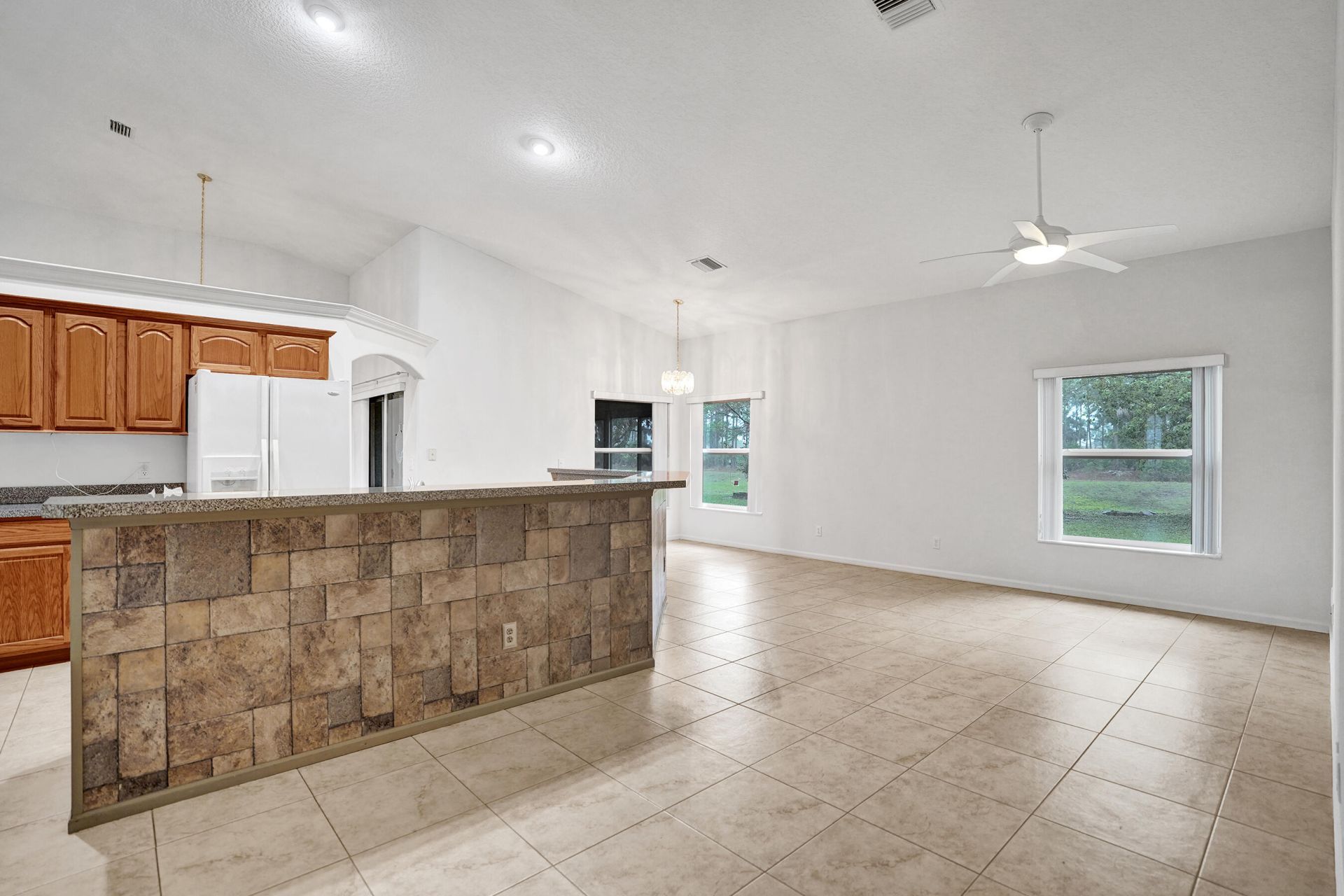 5825 NW Zenith Drive, Port Saint Lucie, FL 34986 Photo