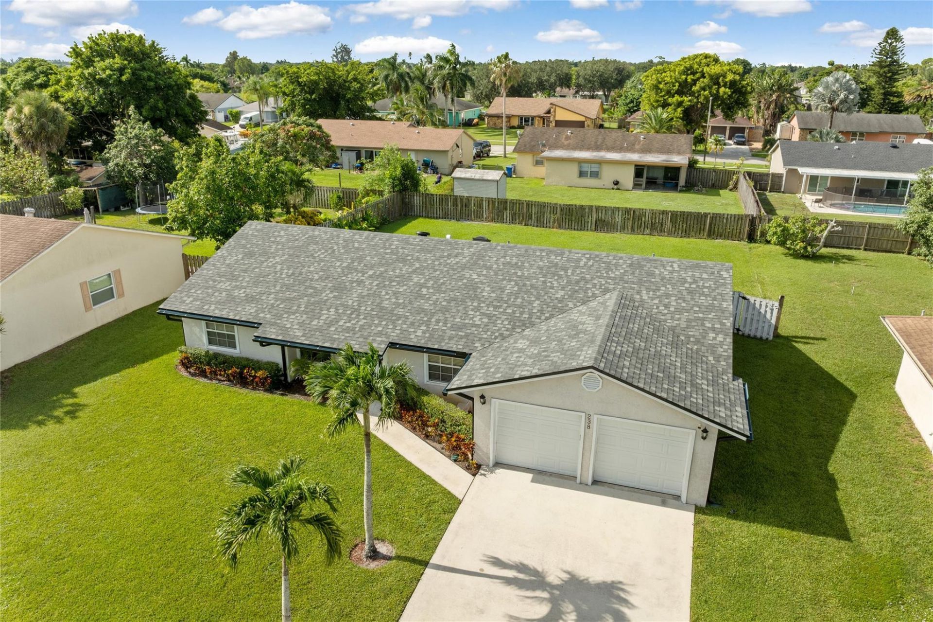 238 Bilbao Street, Royal Palm Beach, FL 33411 Photo