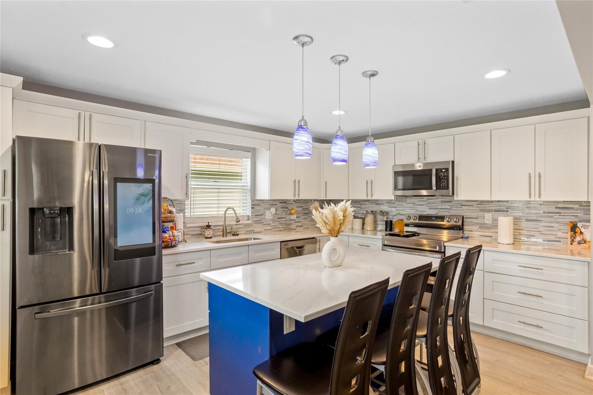 238 Bilbao Street, Royal Palm Beach, FL 33411 Photo