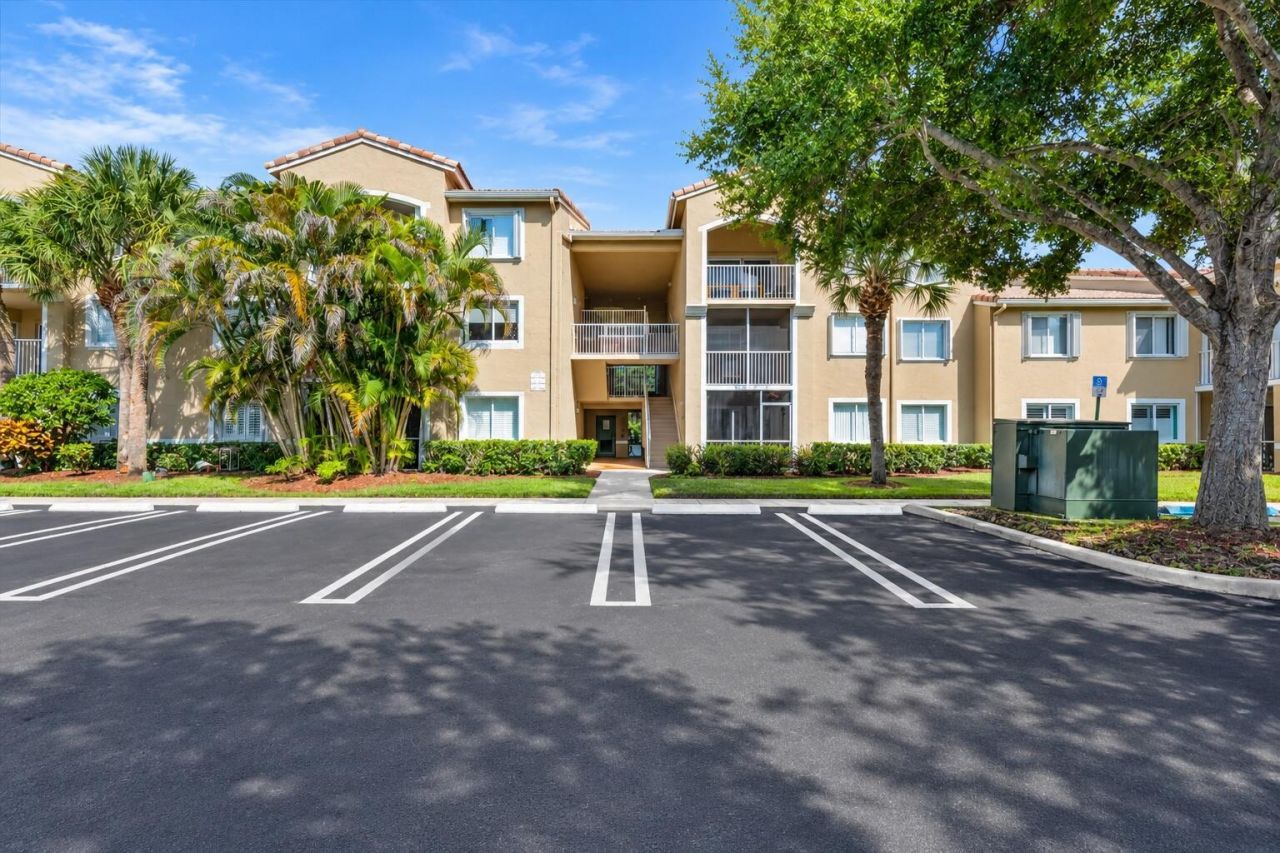 254 Village Boulevard, Unit 4310, Tequesta, FL 33469 Photo
