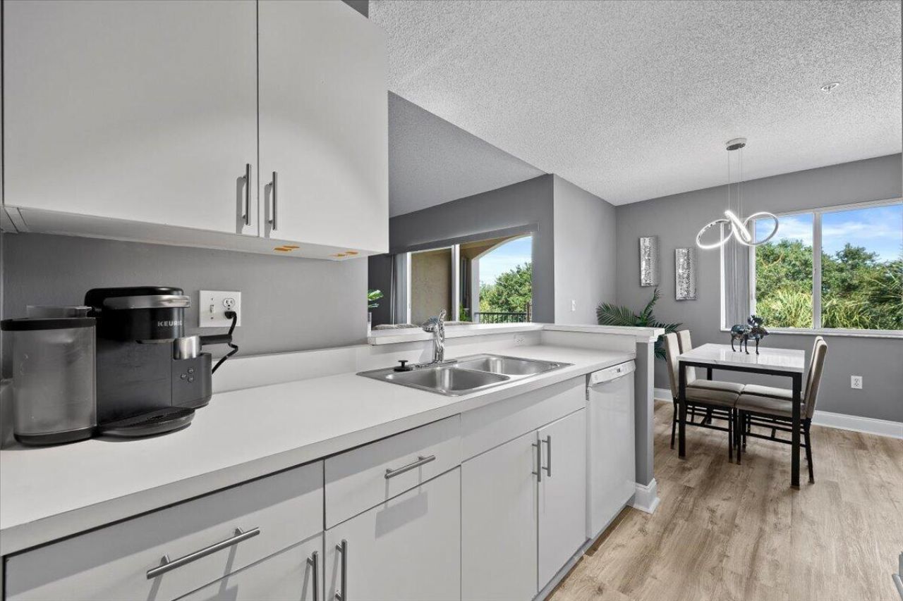 254 Village Boulevard, Unit 4310, Tequesta, FL 33469 Photo