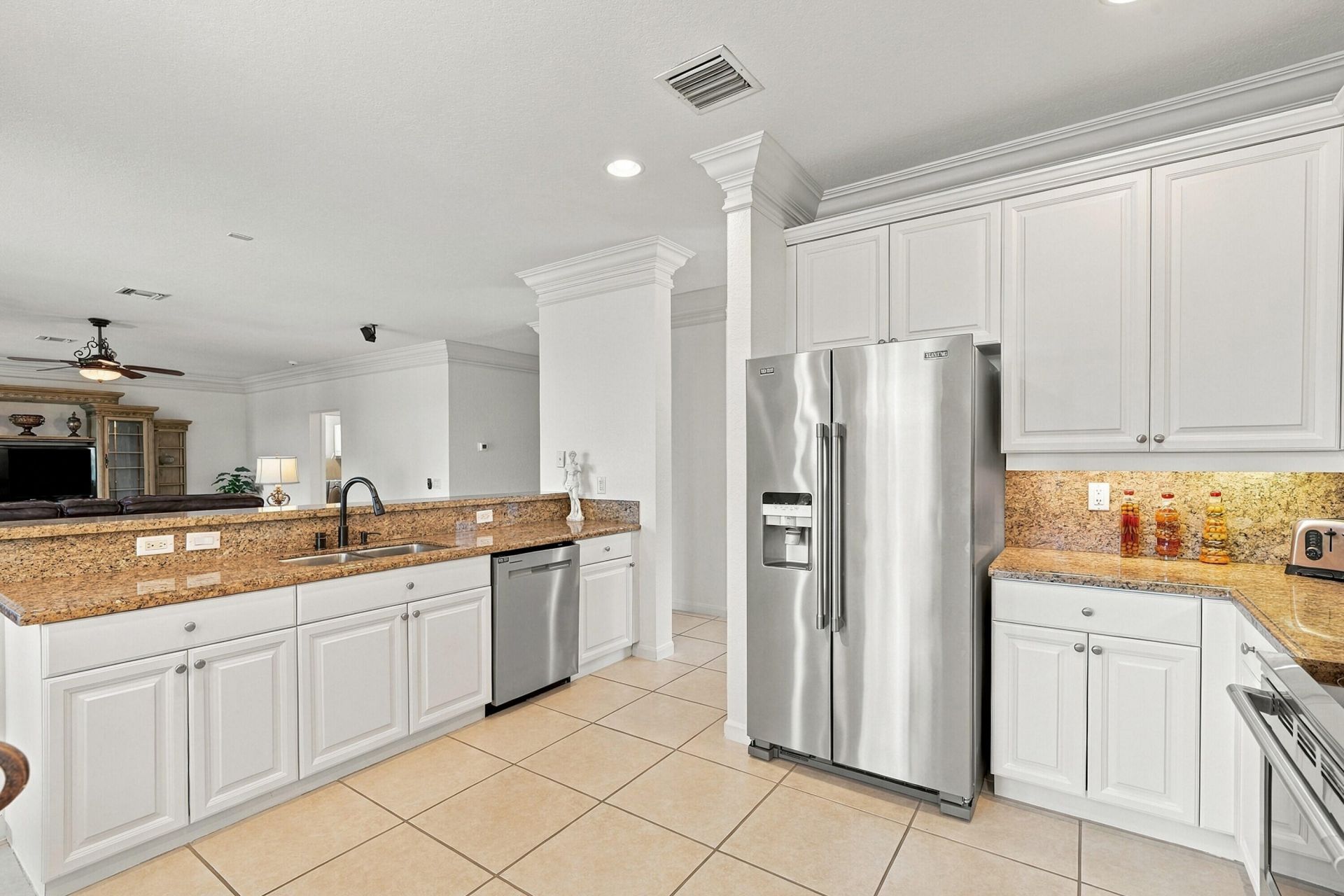 1020 Lavender Circle, Weston, FL 33327 Photo