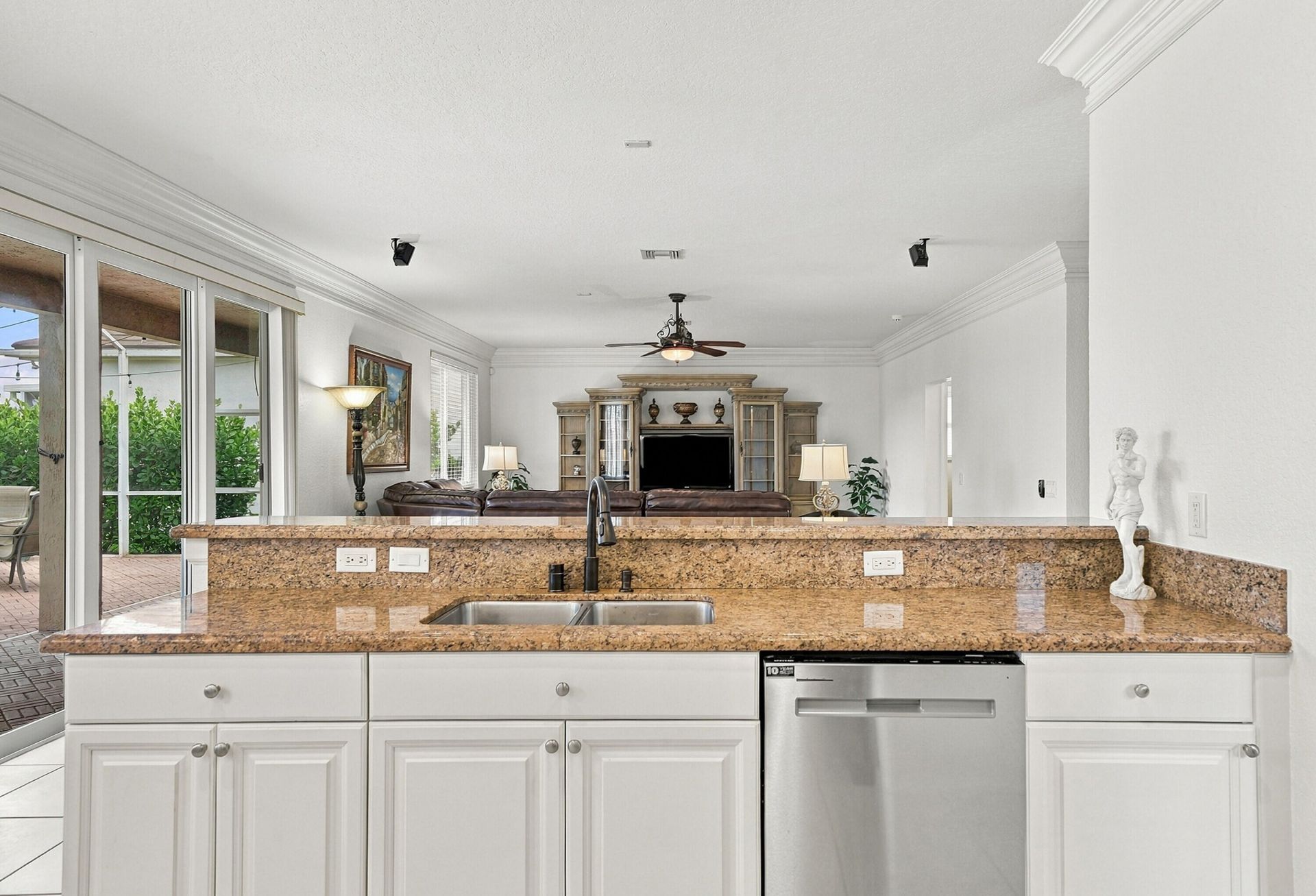 1020 Lavender Circle, Weston, FL 33327 Photo
