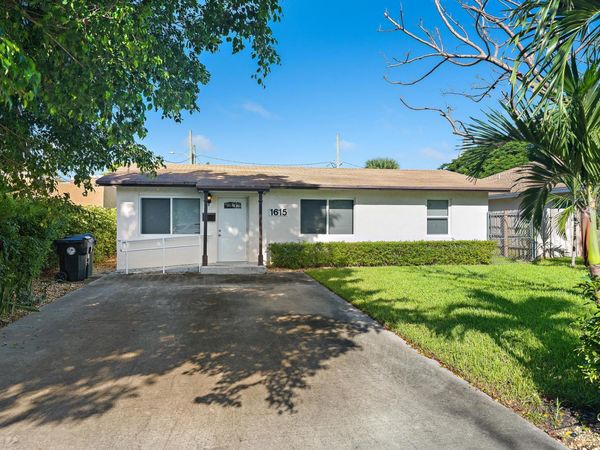 1615 S N Street, Lake Worth, FL 33460