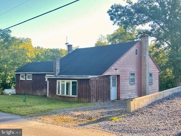 433 SHEEP HILL ROAD, NEWMANSTOWN, PA 17073