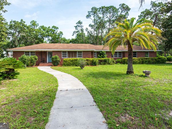 177 Pinewood Street, Folkston, GA 31537