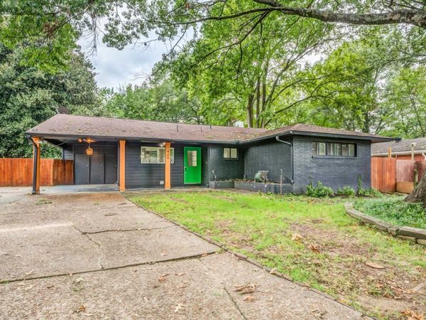 449 Green Acres Rd , Memphis, TN 38117