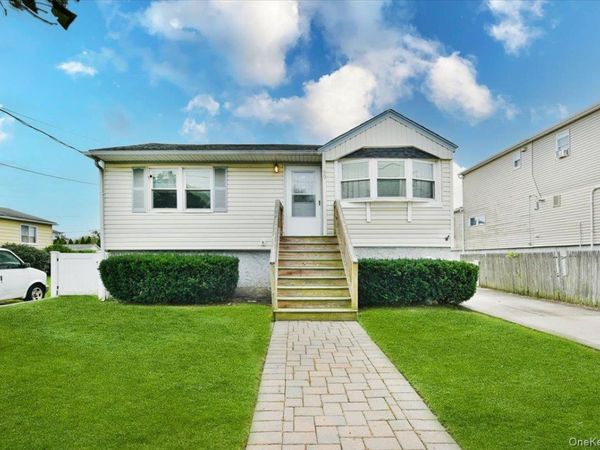 90 4th Avenue, East Rockaway, NY 11518