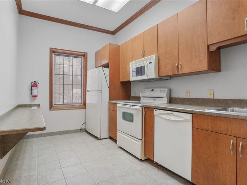 120 W Aurora Road, Northfield, OH 44067 Photo 31