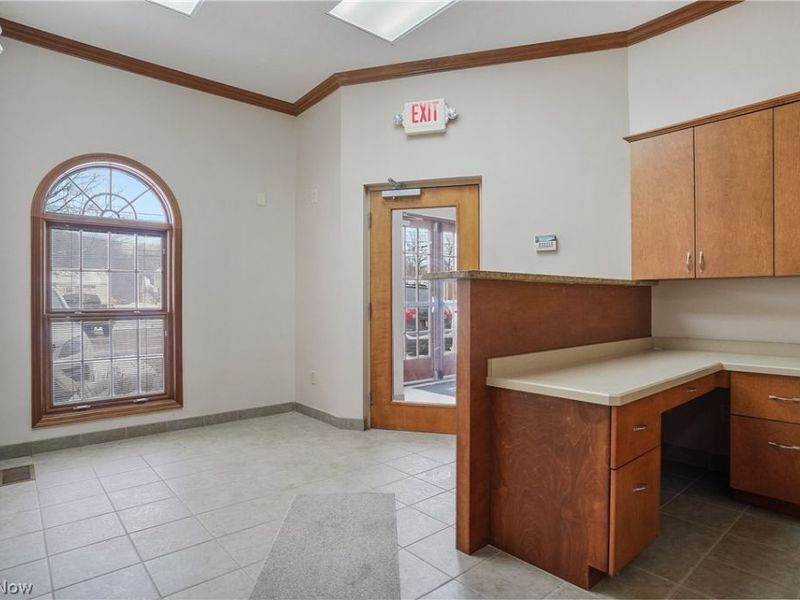 120 W Aurora Road, Northfield, OH 44067 Photo 5