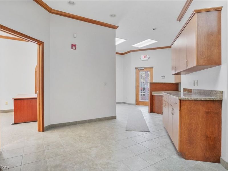 120 W Aurora Road, Northfield, OH 44067 Photo 7