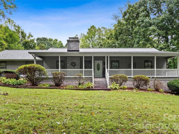 6875 Vance Road , Kernersville, NC 27284