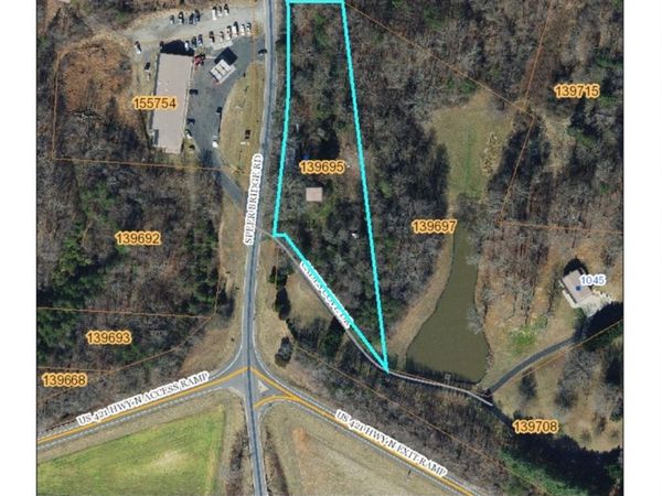 1421 Speer Bridge Road , Yadkinville, NC 27055