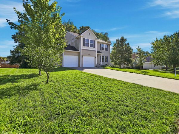 1642 Salisbury SE, Lowell, MI 49331