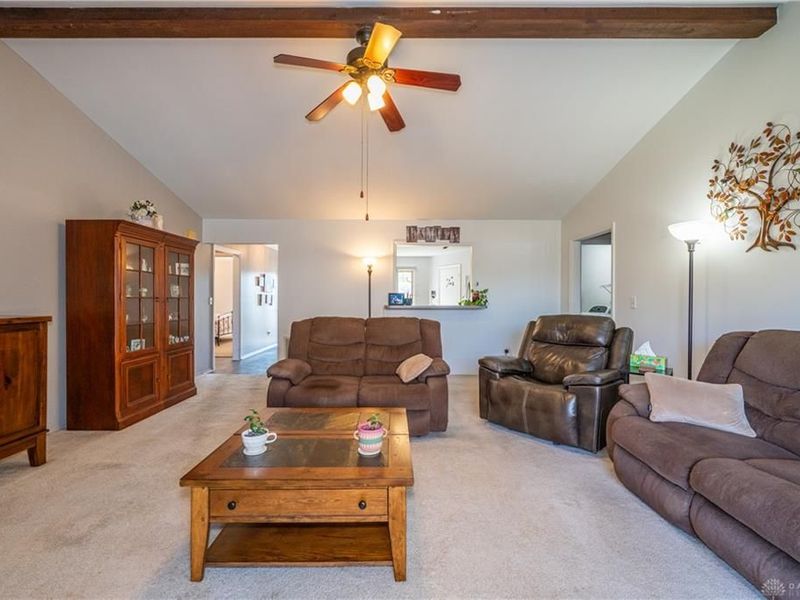 8030 Chipgate Court, Huber Heights, OH 45424 Photo 13
