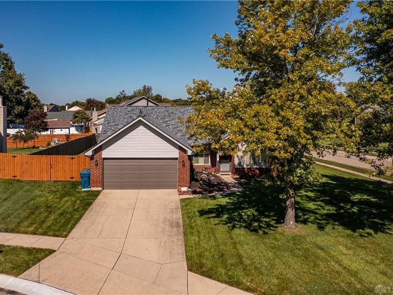 8030 Chipgate Court, Huber Heights, OH 45424 Photo 45