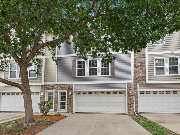 327 NE Sandalwood Street, Waukee, IA 50263