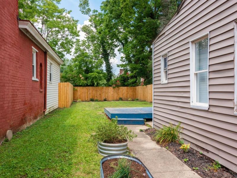 4211 Kirby Ave, Cincinnati, OH 45223 Photo 29