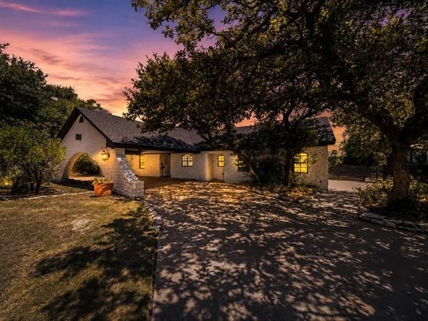 349 Arrowhead Point Road , Belton, TX 76513