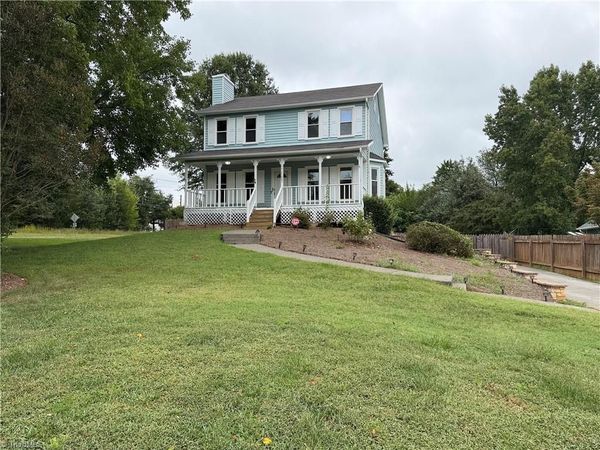1001 Kingstree Ridge Drive , Winston-Salem, NC 27127