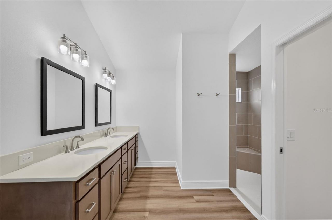 6996 Dwight Drive, The Villages, FL 34762 Photo