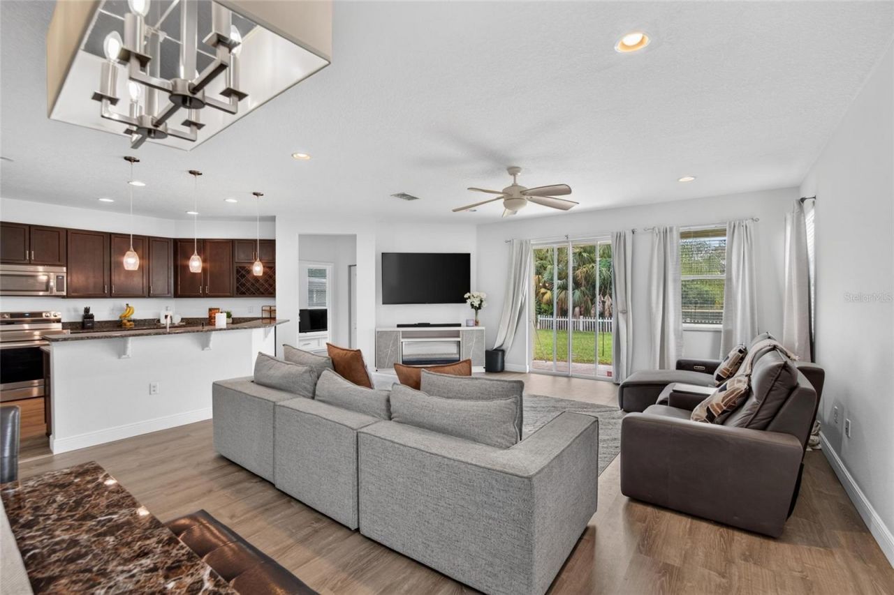 11627 Tangle Stone Drive, Gibsonton, FL 33534 Photo