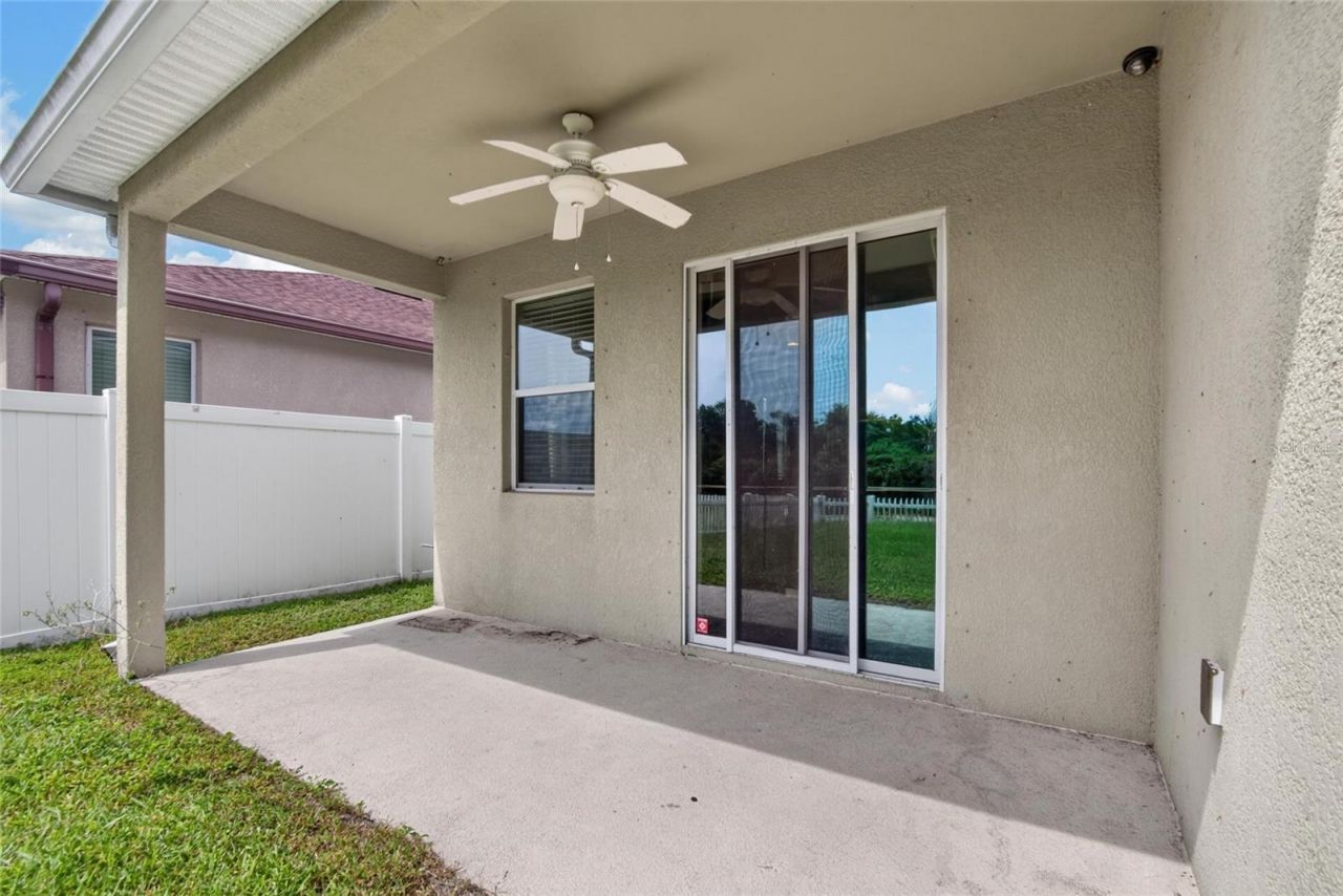 11627 Tangle Stone Drive, Gibsonton, FL 33534 Photo