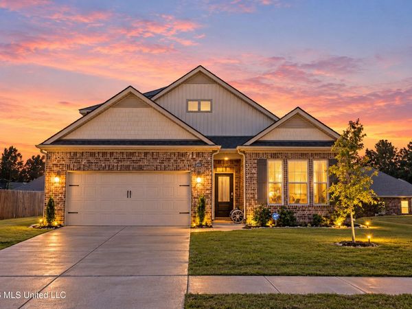 2093 Tulip Drive, Hernando, MS 38632