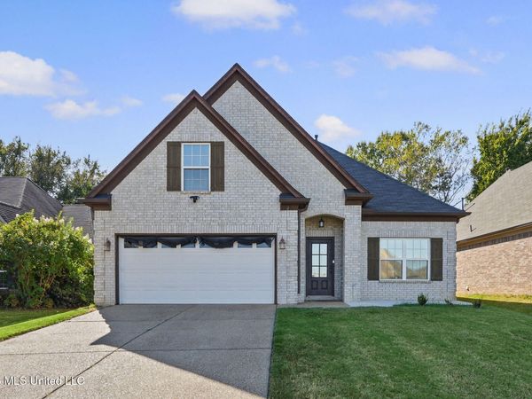 9025 Billy Pat Drive, Olive Branch, MS 38654