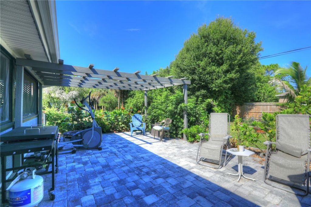 753 Tulip Drive, Sebastian, FL 32958 Photo
