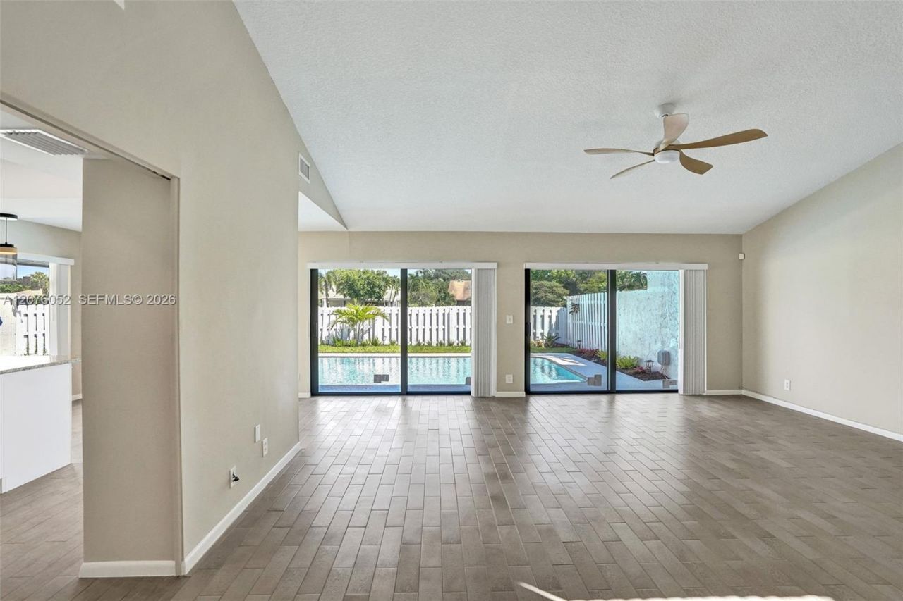 303 SW 28th Av , Unit 303, Delray Beach, FL 33445 Photo