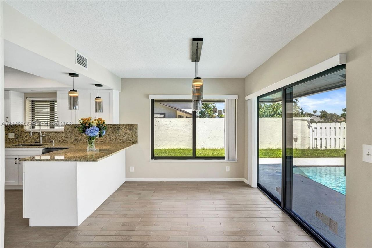 303 SW 28th Av , Unit 303, Delray Beach, FL 33445 Photo