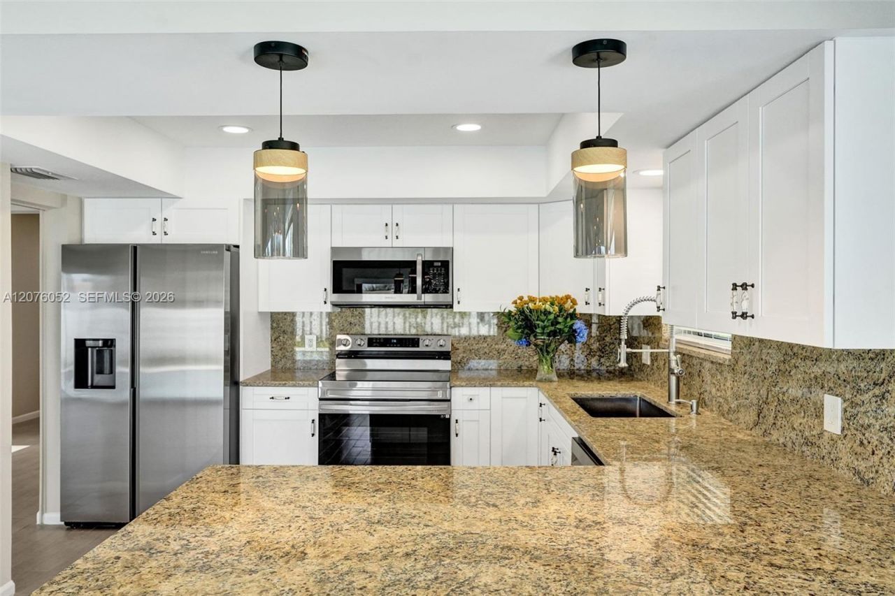 303 SW 28th Av , Unit 303, Delray Beach, FL 33445 Photo