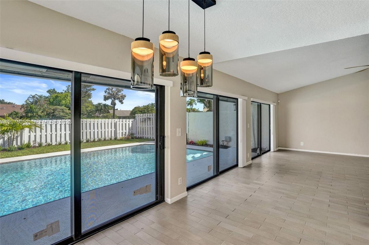 303 SW 28th Av , Unit 303, Delray Beach, FL 33445 Photo