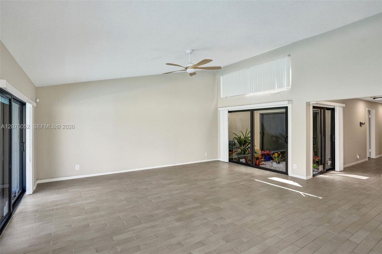 303 SW 28th Av , Unit 303, Delray Beach, FL 33445 Photo