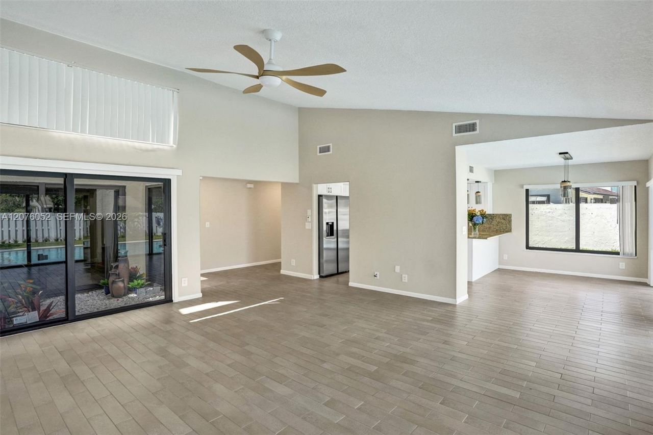 303 SW 28th Av , Unit 303, Delray Beach, FL 33445 Photo