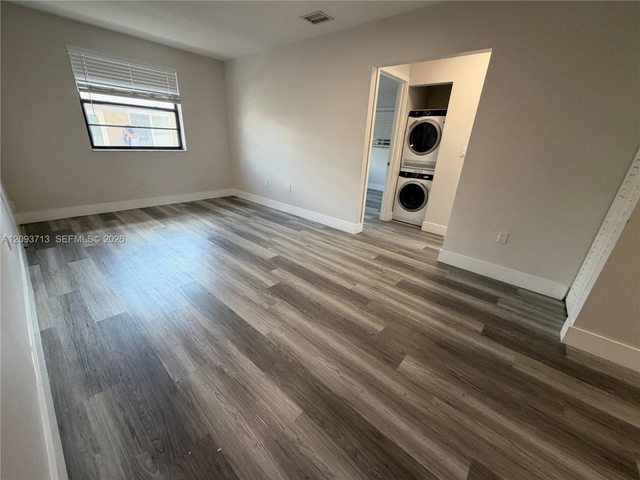 25 W 4th St , Unit 201, Hialeah, FL 33010 Photo