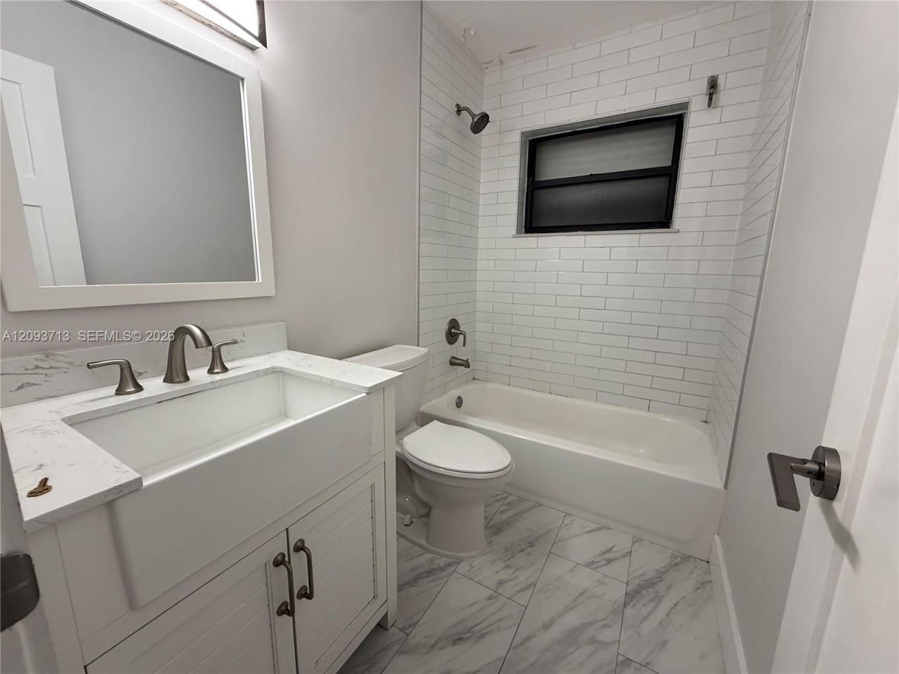 25 W 4th St , Unit 201, Hialeah, FL 33010 Photo