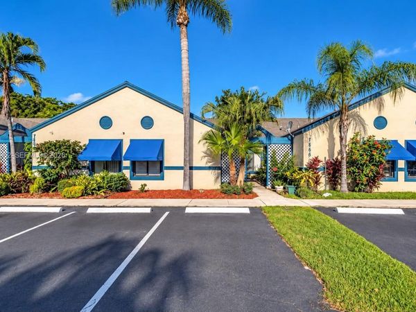 7466 NW 34th St , Lauderhill, FL 33319