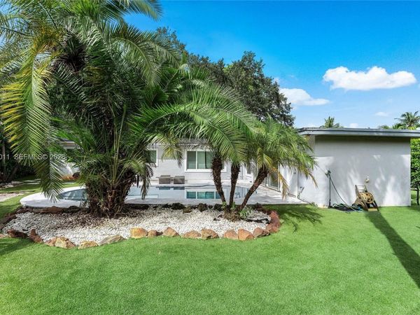 4872 NW 1st Ct , Plantation, FL 33317