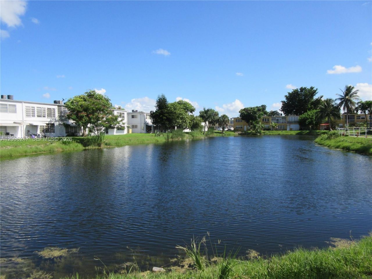 20275 NE 2nd Ave , Unit 7, Miami, FL 33179 Photo