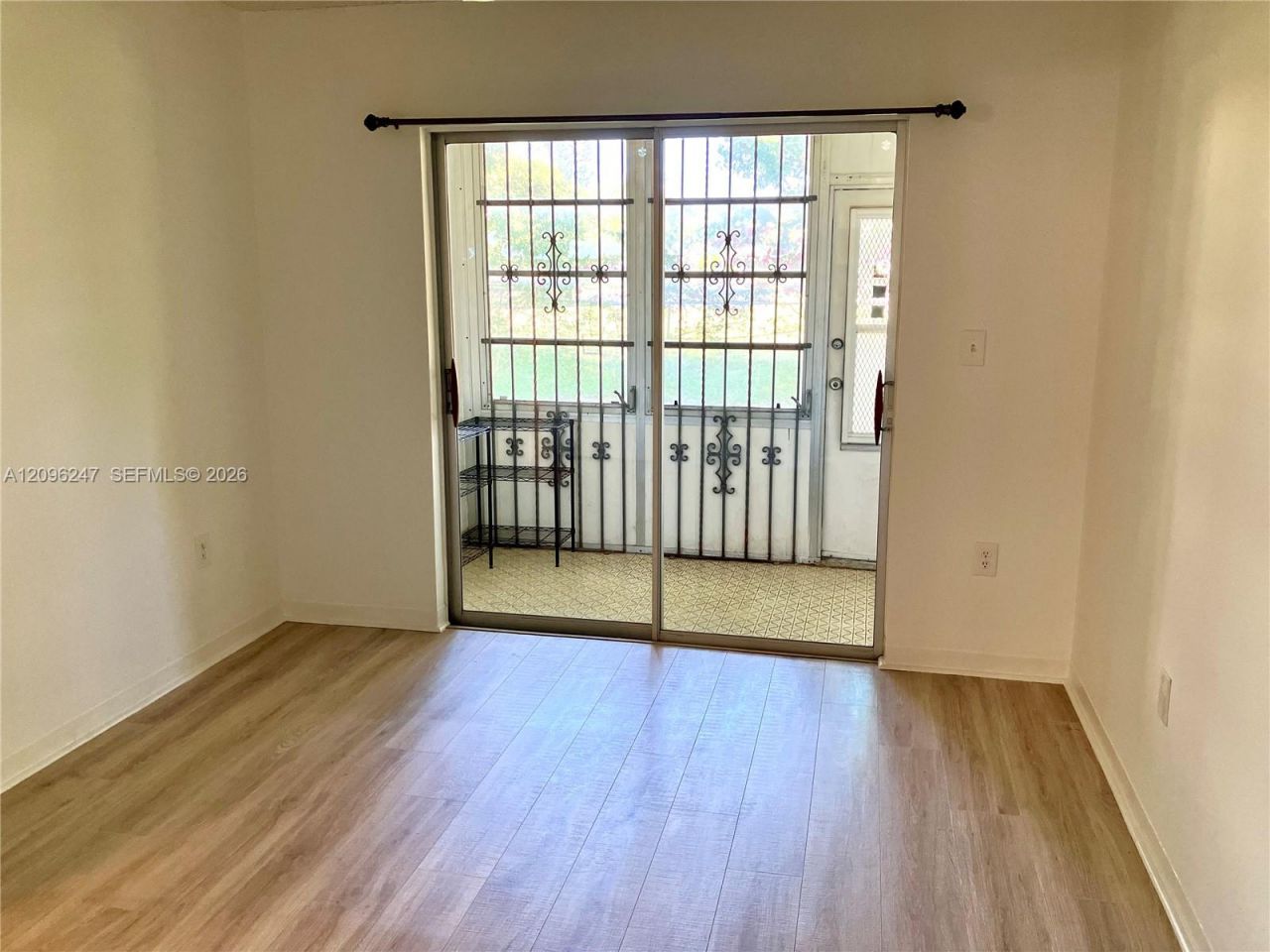 20275 NE 2nd Ave , Unit 7, Miami, FL 33179 Photo