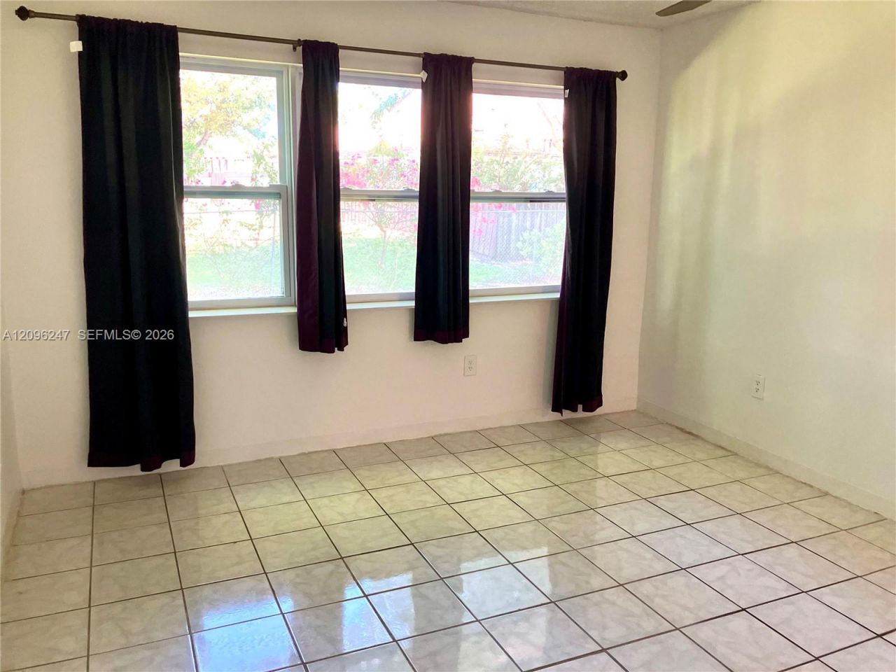20275 NE 2nd Ave , Unit 7, Miami, FL 33179 Photo