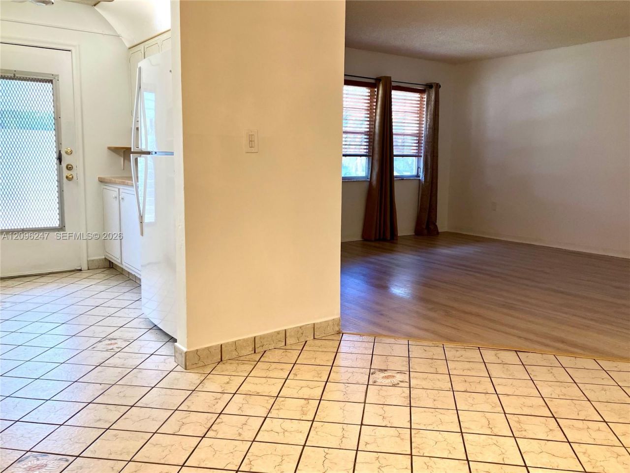 20275 NE 2nd Ave , Unit 7, Miami, FL 33179 Photo