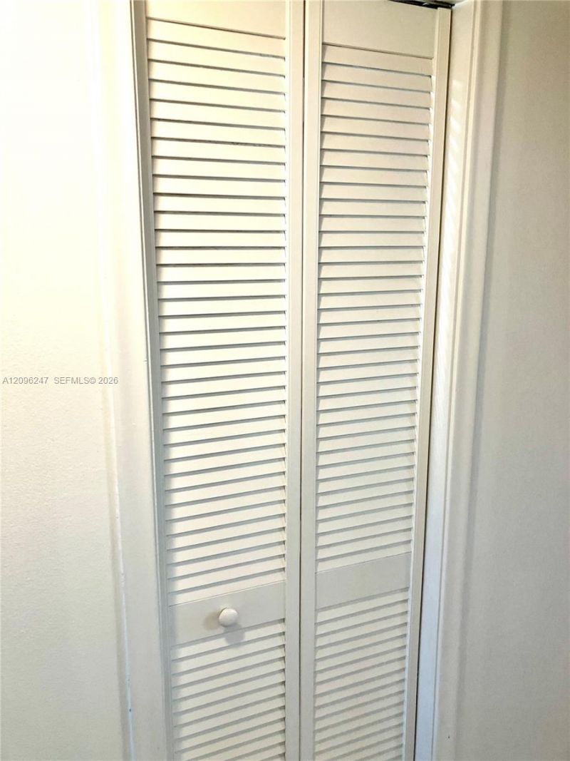 20275 NE 2nd Ave , Unit 7, Miami, FL 33179 Photo