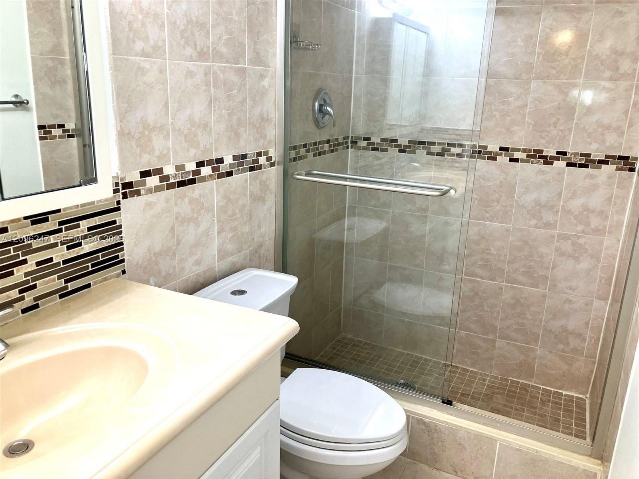 20275 NE 2nd Ave , Unit 7, Miami, FL 33179 Photo