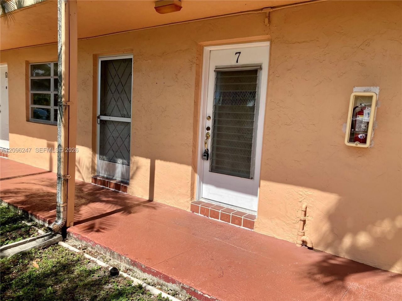 20275 NE 2nd Ave , Unit 7, Miami, FL 33179 Photo